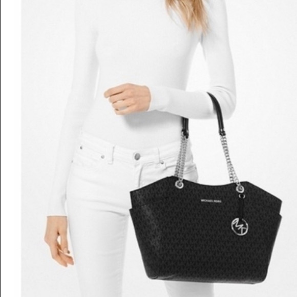 Michael Kors LG Chain Shoulder Tote - Picture 13 of 13